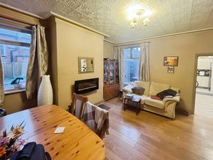 Lounge- click for photo gallery
